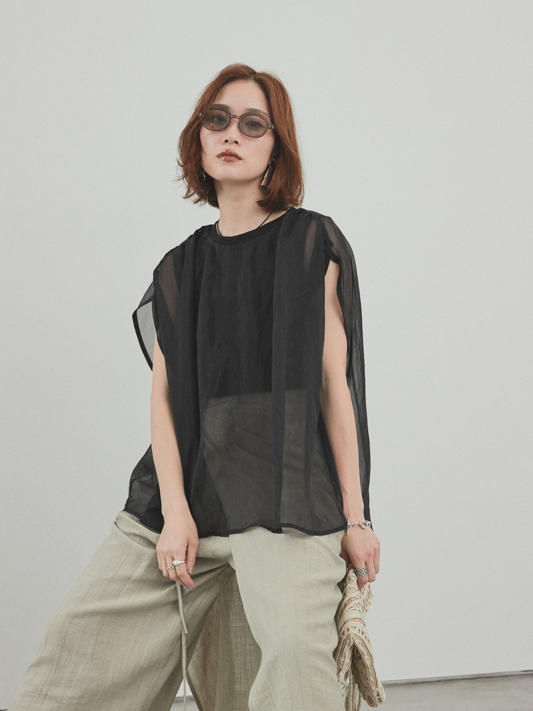 [SET]コンパクトスムースシアーレイヤードトップス+ワッシャーサテンレイヤードスカートパンツ(2set)