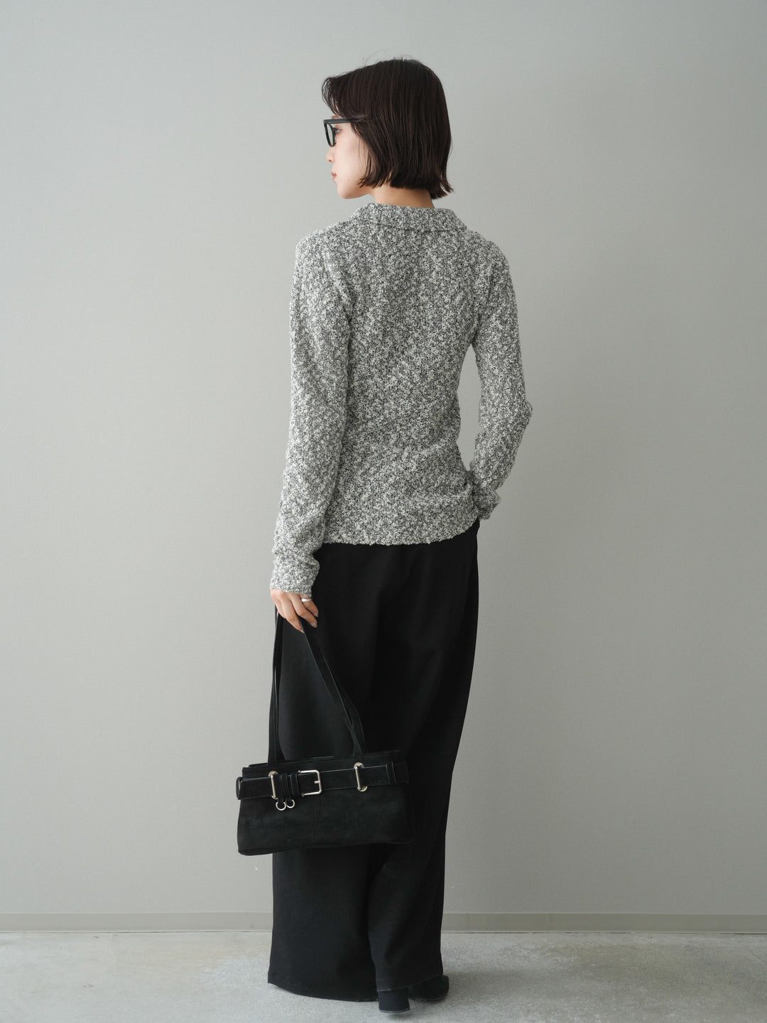 [SET]透かし編みブークレポロニットトップス+サテンベルトタックワイドパンツ(2set)