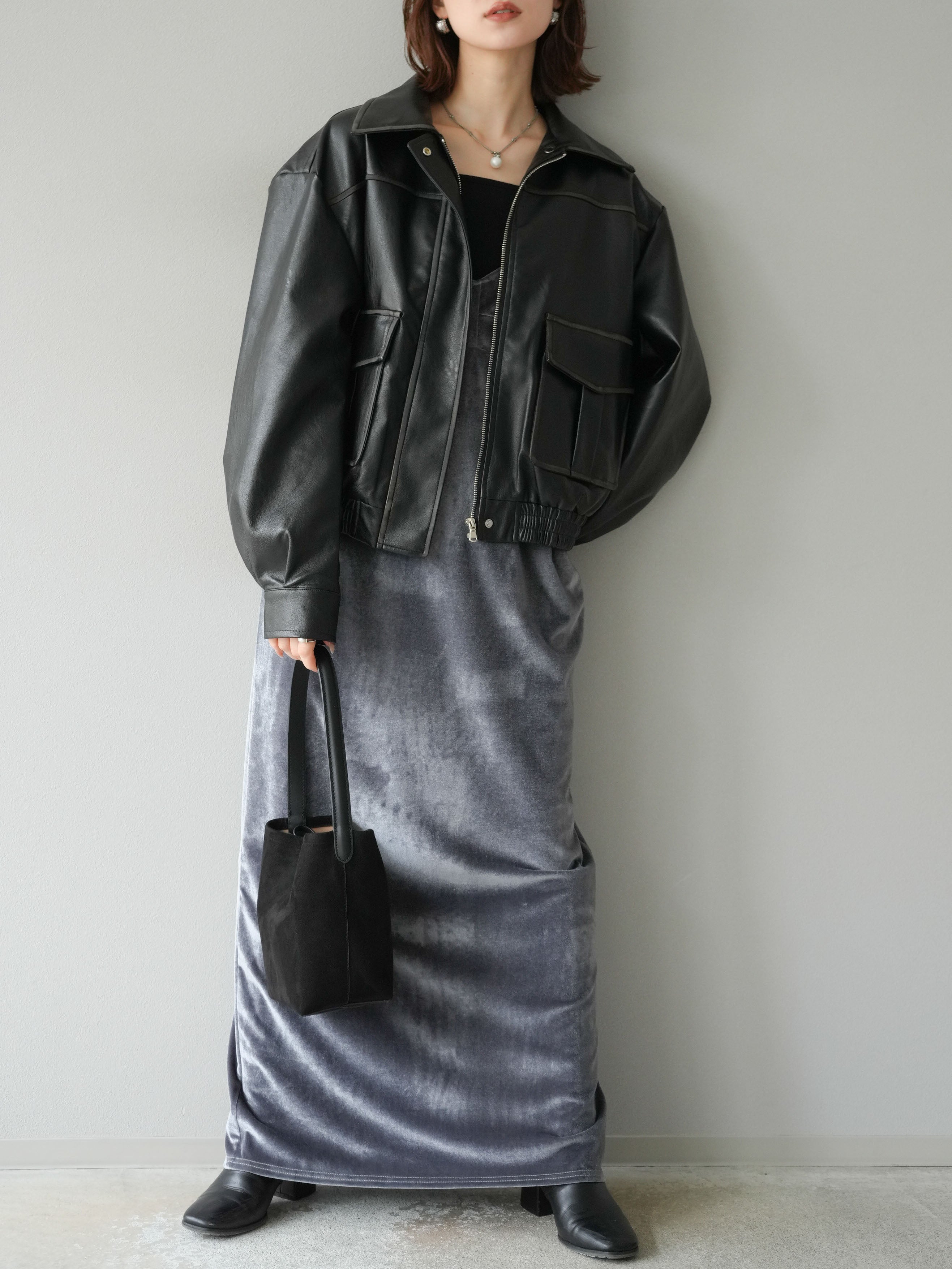 ベロアビスチェキャミワンピース ベロアワンピース ロング グレー Lumier 予約]ベロアビスチェキャミワンピース/グレー – Lumier