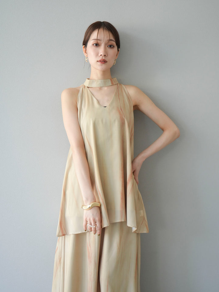 [SET] 細膩花紋V領襯衫＆喇叭裙（2套）