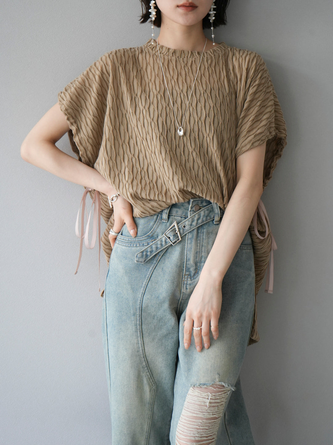 [Pre-order] Arm shirring sheer design mellow pullover/beige