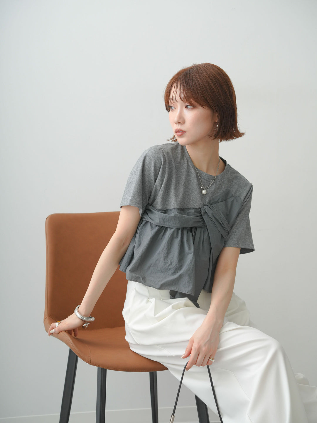 [SET]ナイロンドッキングツイストTEE +アシンメトリーベルトタックワイドパンツ(2set)