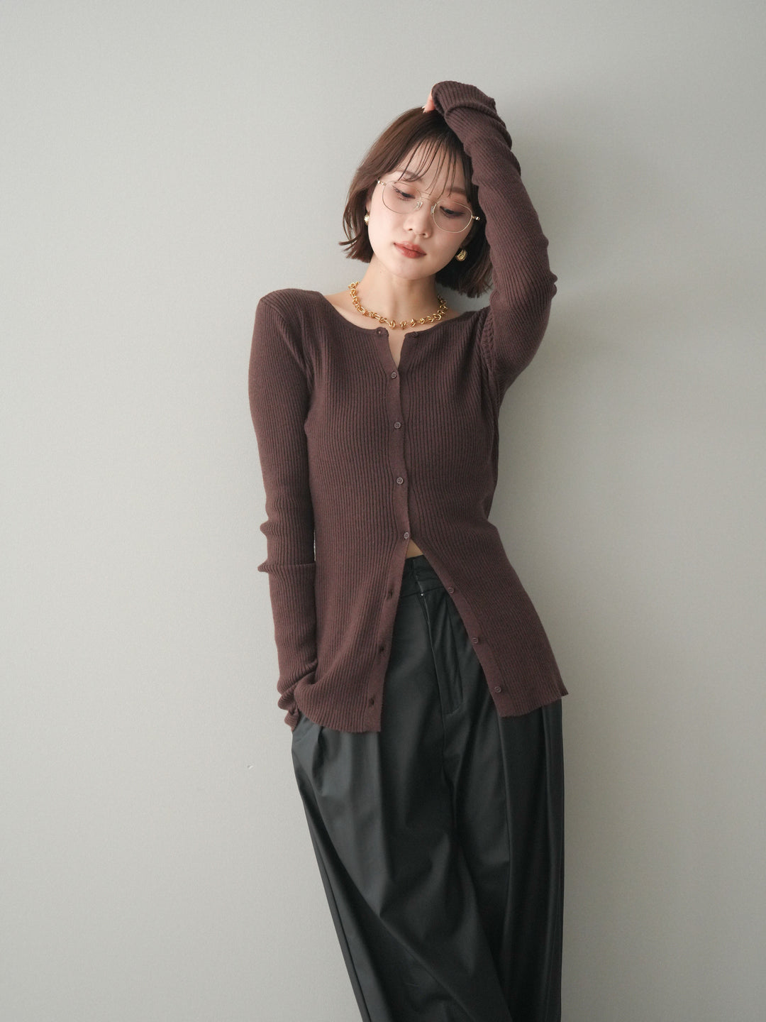 [予約]前後2WAYリブ編みクルーネックカーディガン/darkbrown