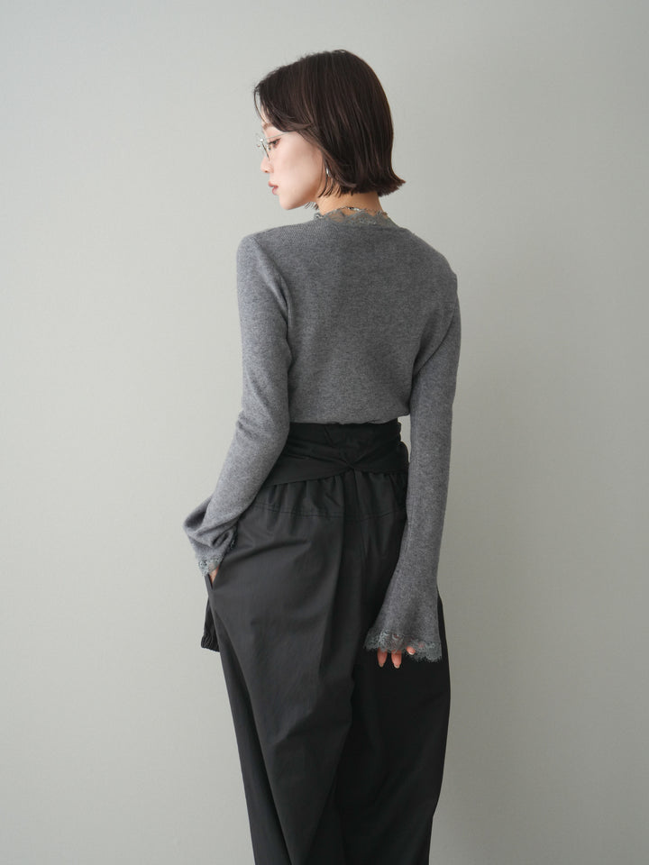 [予約]レースドッキングVネックニットトップス/gray
