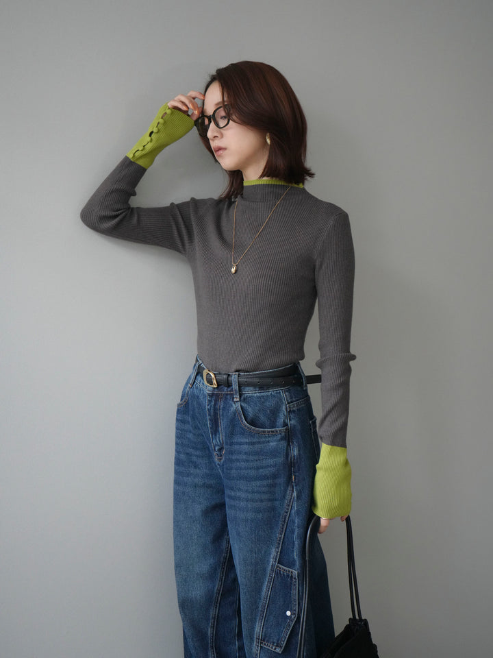 [予約]袖ボタンハイネック配色リブニットトップス/charcoal