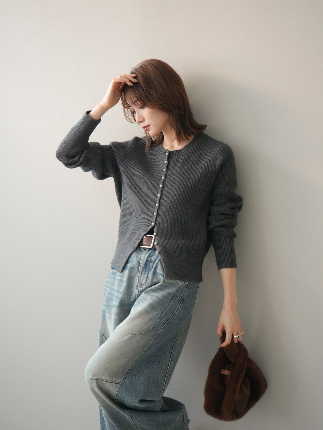 [SET]シルバーボタン畦編みニットカーディガン+ベルト付カーブデニムパンツ(2set)