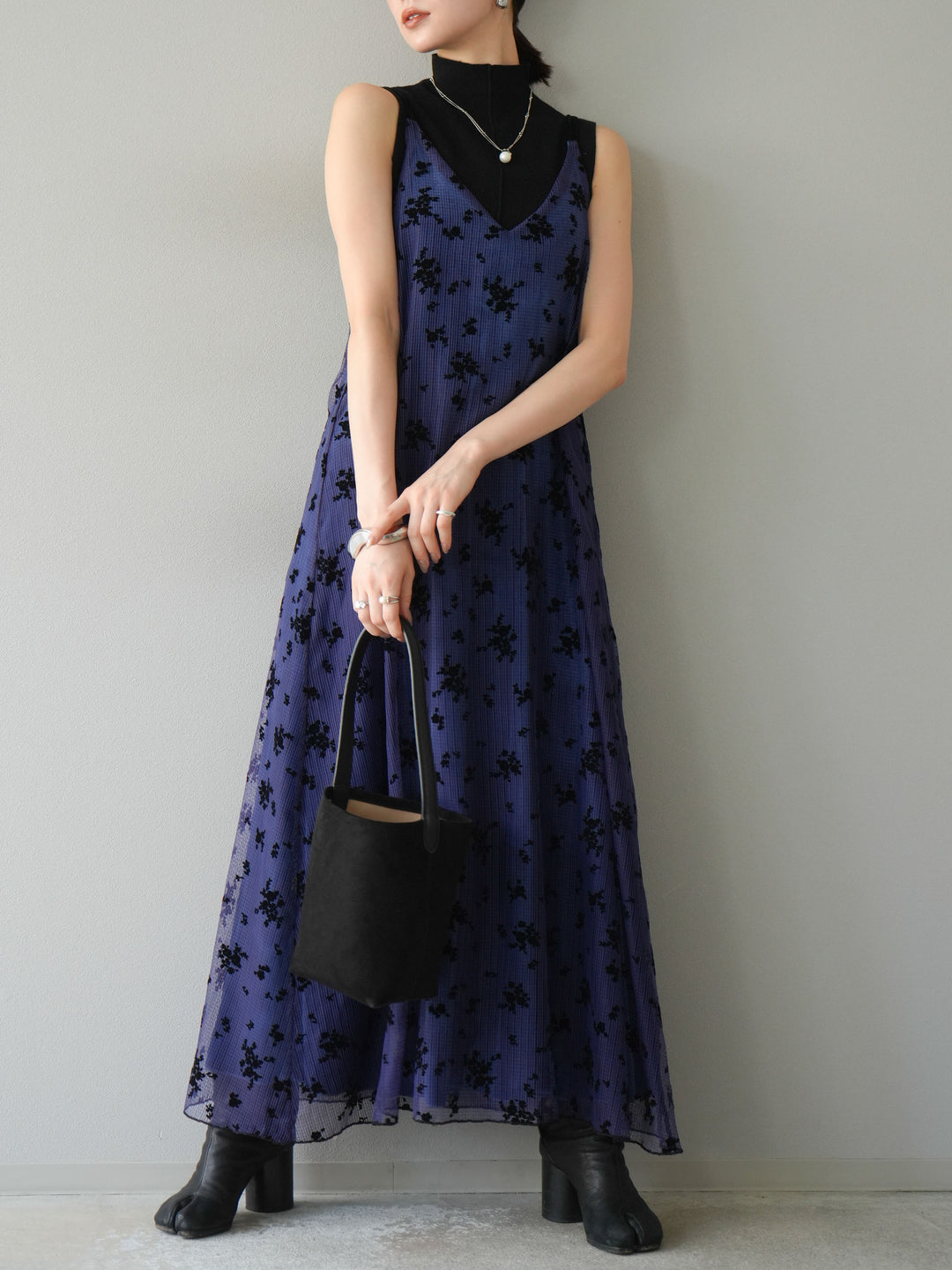 [SET]フロッキーチュールレイヤードベロアキャミワンピース+プチネックセンターシームノースリーニットトップス(2set)