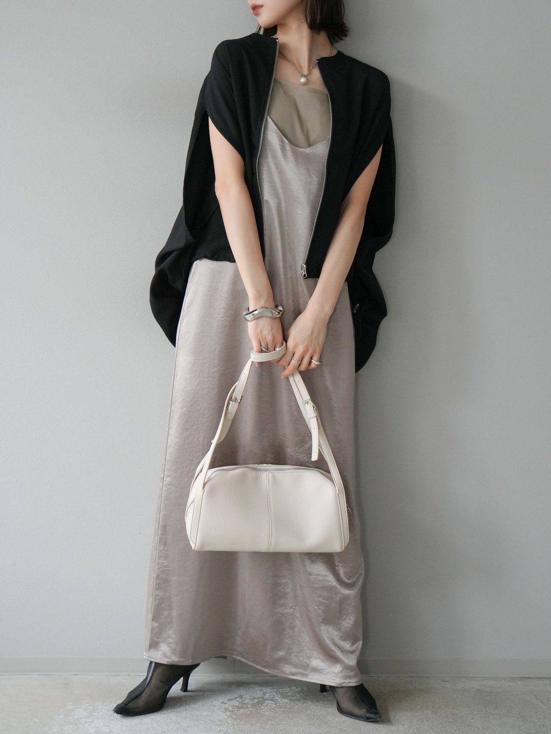 [予約]サテンキャミワンピース/グレージュ