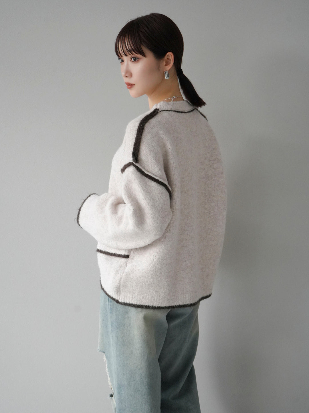 [預訂] 色彩協調針織套頭衫/象牙色