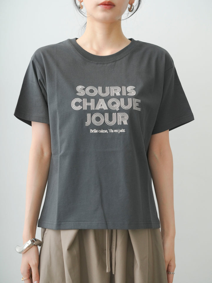[予約]ロゴ刺繍TEE/sumikuro