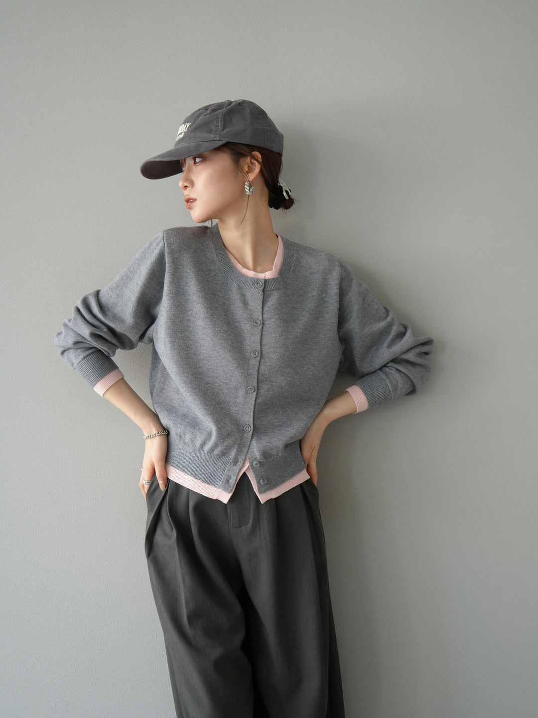 【SET】同色系疊穿開襟衫+雙褶寬褲（2件組）