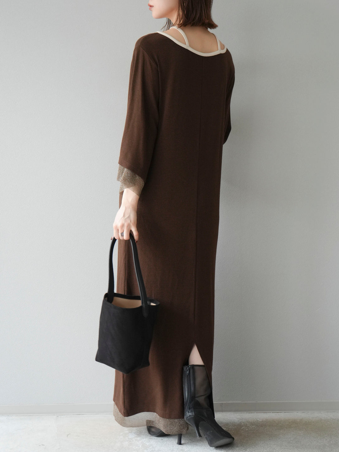[予約]デザインネックラメシアー切替ニットワンピース/ブラウン
