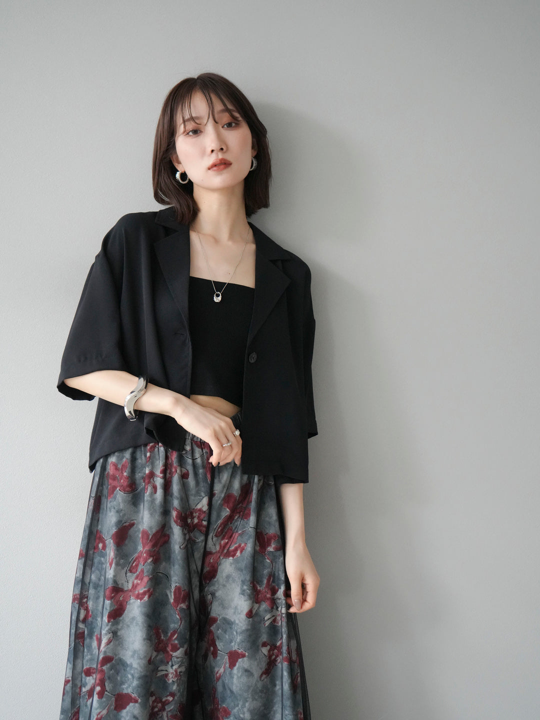 [SET]ハーフショートジャケット+フラワープリントチュールレイヤードパンツ(2set)