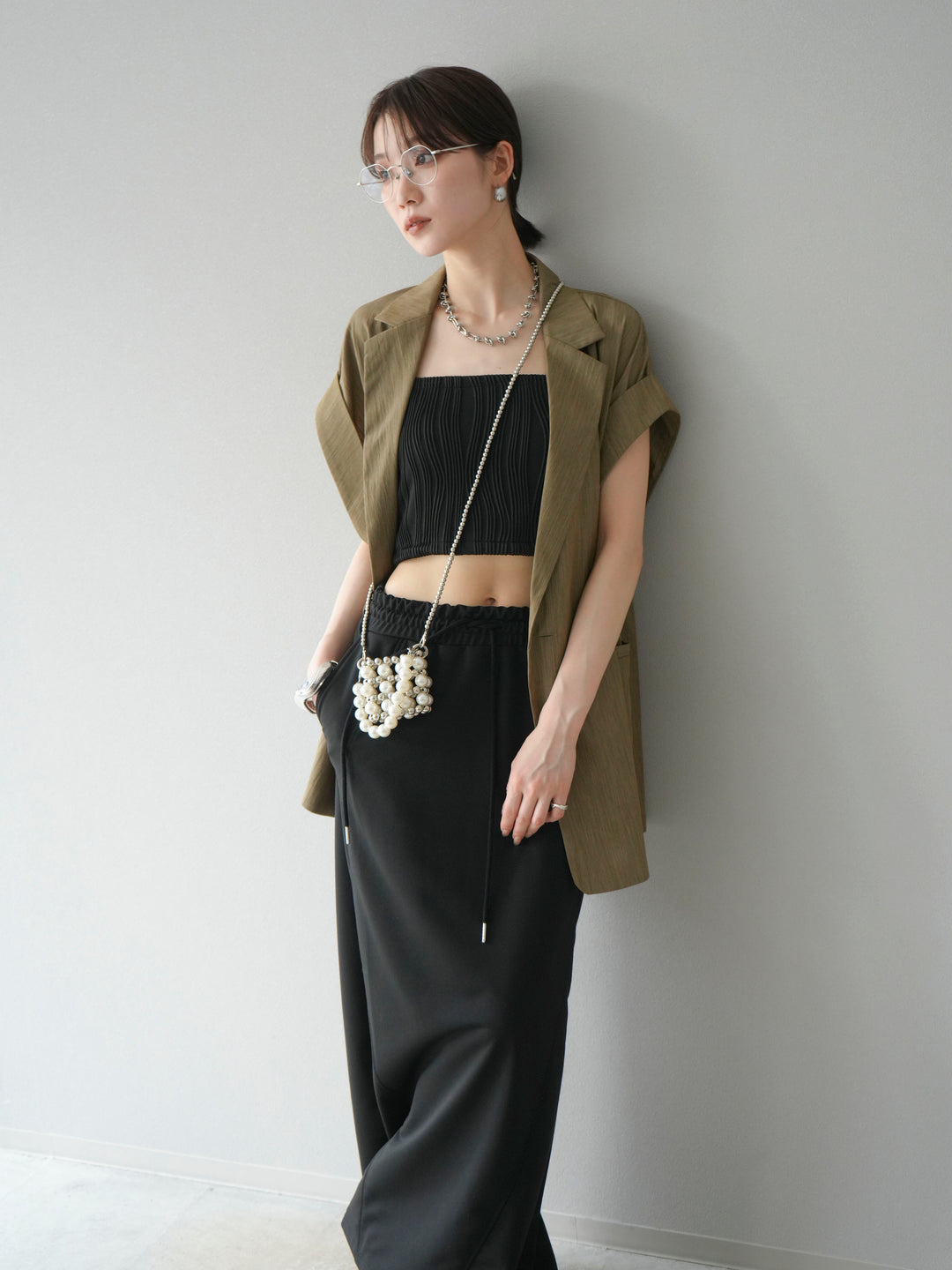 [SET]リネンライクノースリーブダブルジレ+ウェーブパイピングカップ付ベアキャミソール(2set)