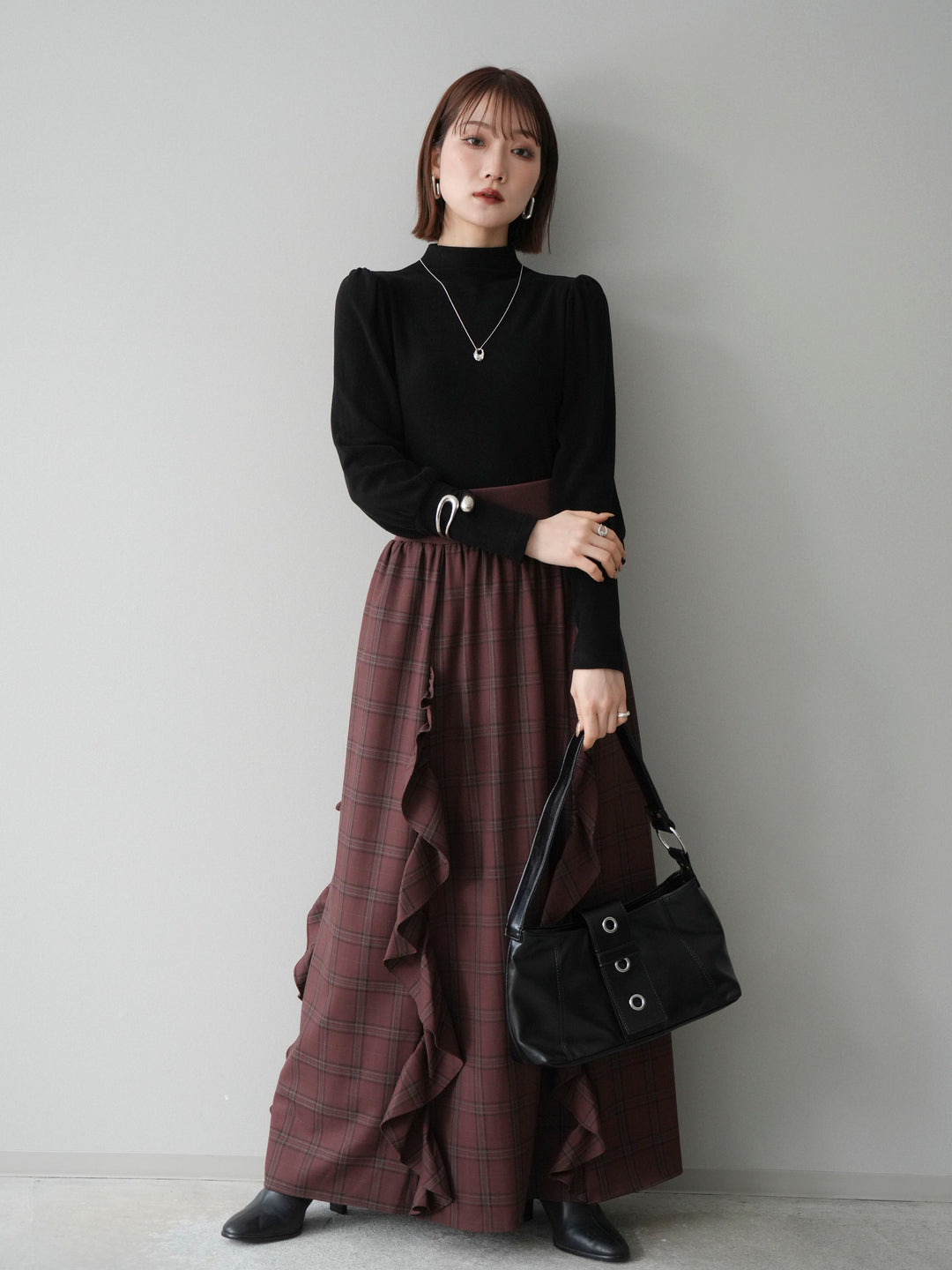 [予約]プチネックパワーショルダー起毛トップス/black