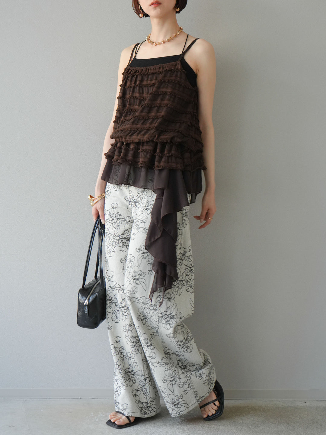 【預購】花朵提花牛仔寬褲/黑