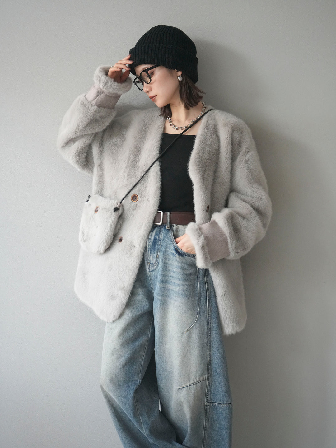 [SET]バッグ付エコファーノーカラーコート+ベルト付カーブデニムパンツ(2set)