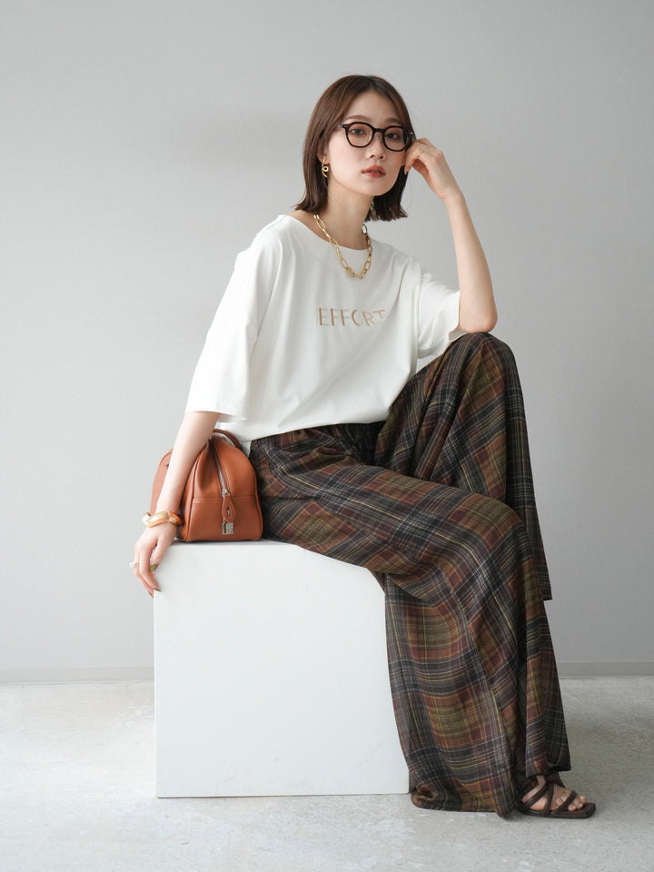 [套裝] 不同材質金屬標誌刺繡 x 印花T卹 + 透視格紋寬鬆褲（2 件套）