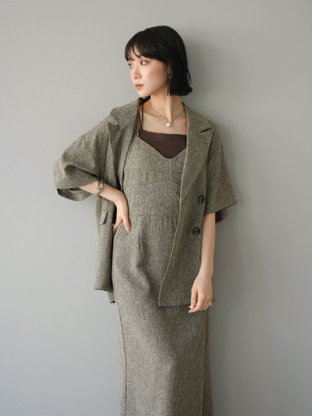 [預購] 夏季粗花呢露背吊帶洋裝/棕色