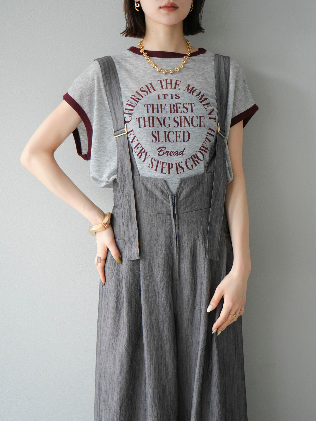 [SET]ストリングデザインハイウエストサロペット+シアーフライス ロゴプリントT (2set)