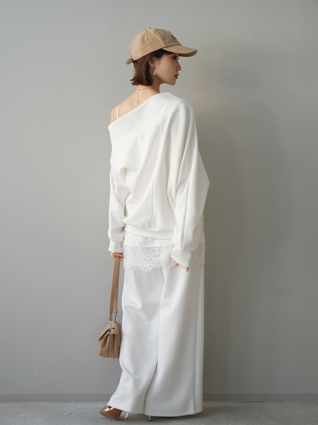 [SET]アシンメトリーオフショルポンチプルオーバー+イージーポンチワイドパンツ(2set)