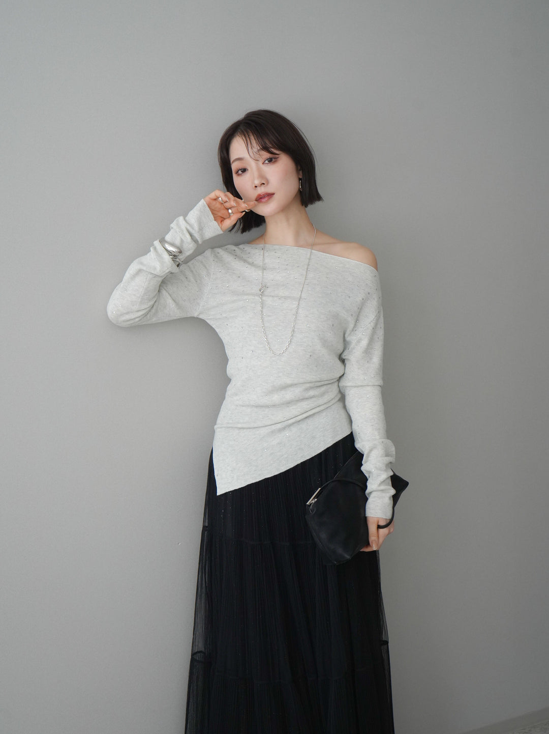 [予約]ラインストーンアシンメトリーニットトップス/gray