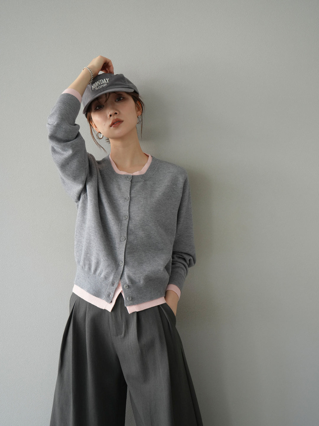 【SET】同色系疊穿開襟衫+雙褶寬褲（2件組）