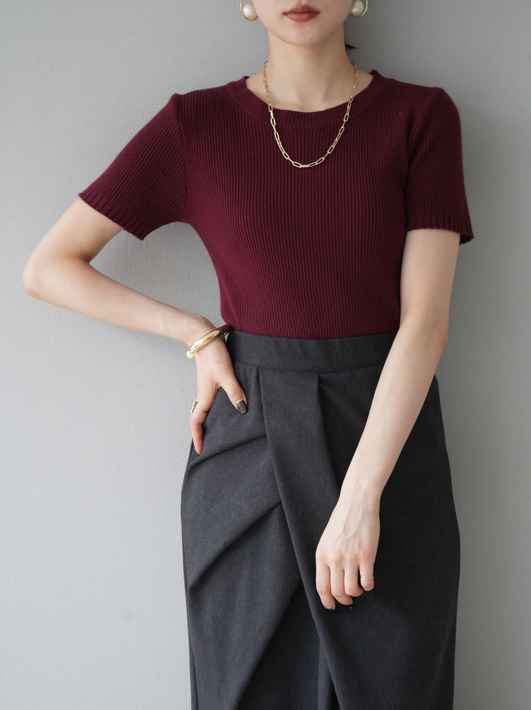 [予約]バックホールハーフスリーブリブニットトップス/ボルドー