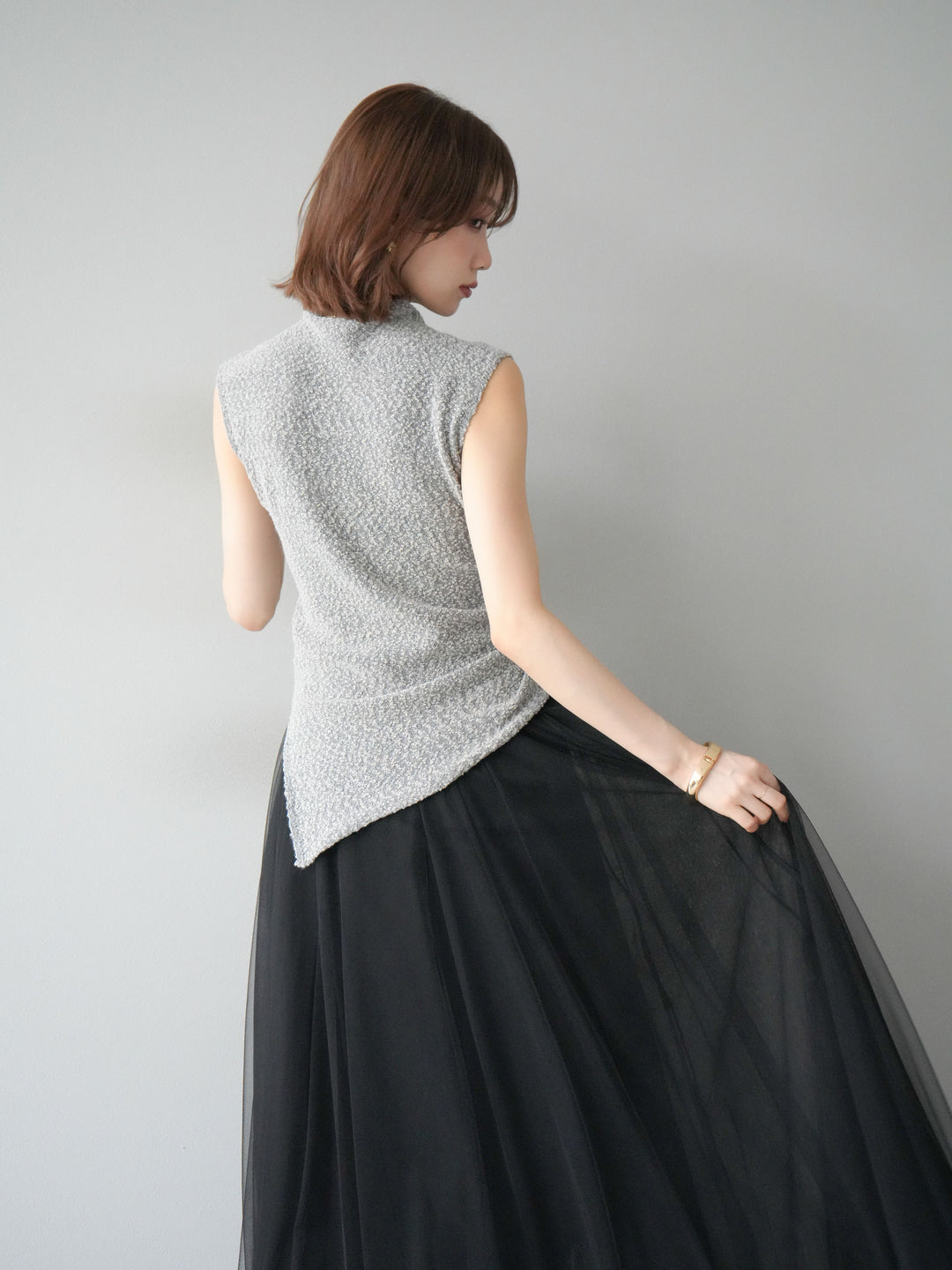 [SET]ブークレアシメニットノースリーブトップス+チュールボリュームスカート(2set)