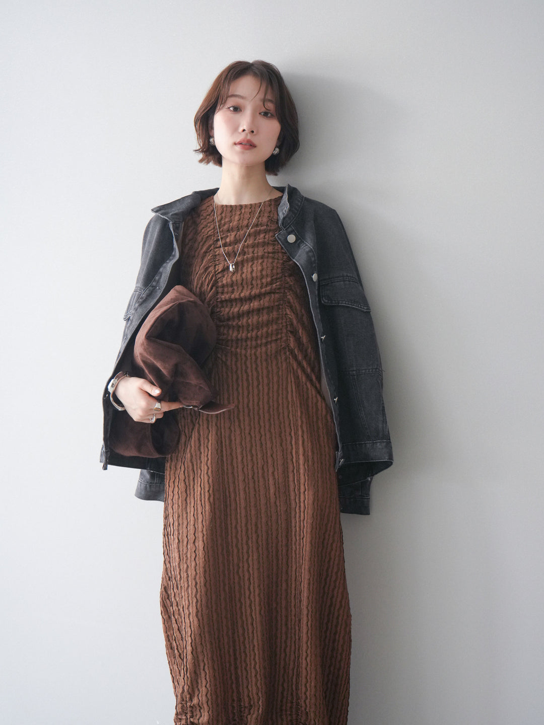 [SET]シャーリングジャガードノースリーブワンピース+ルーズシルエットデニムジャケット(2set)