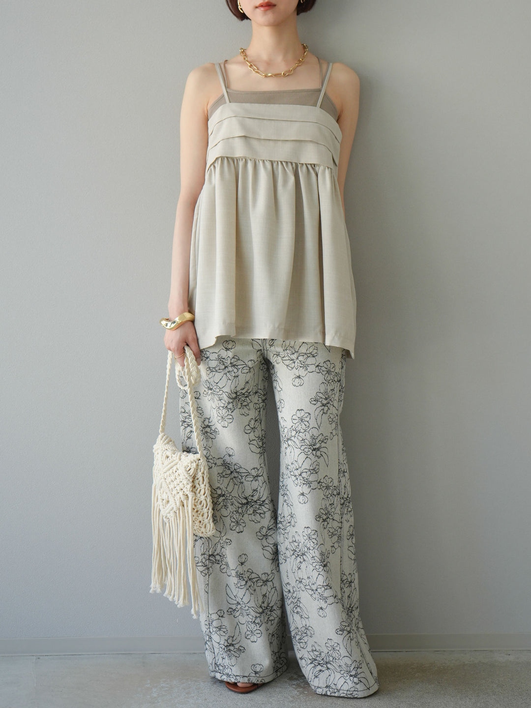 【預購】花朵提花牛仔寬褲/黑