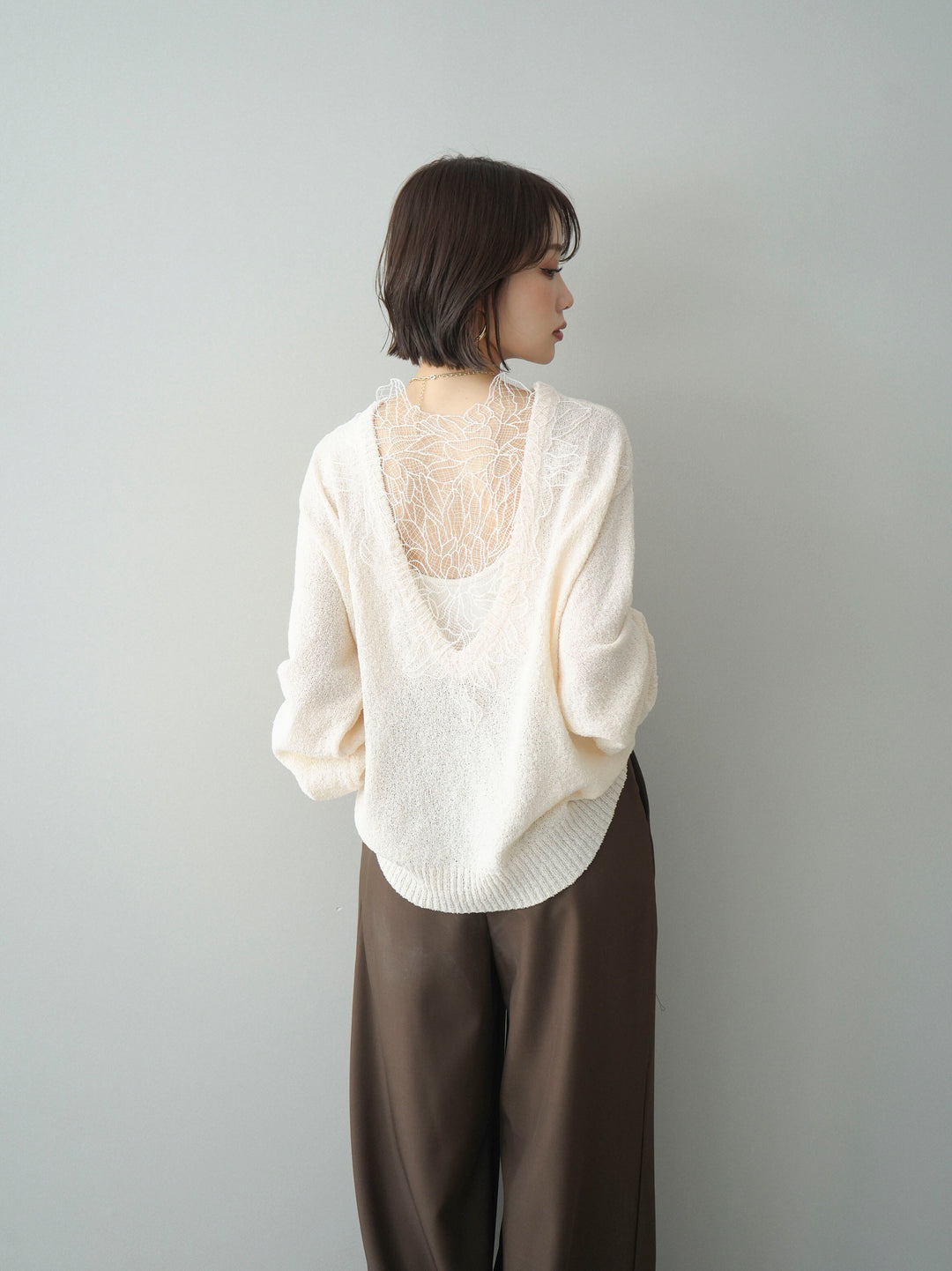 [予約]バックシアーフラワーレースニットプルオーバー/ivory
