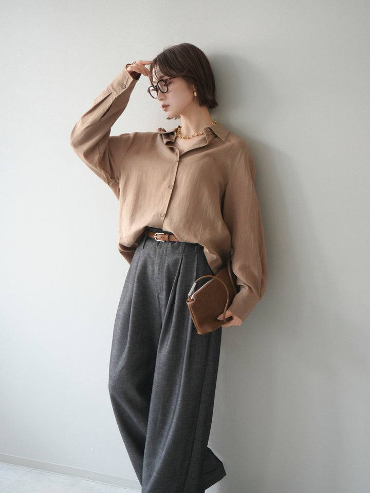 [予約]バックVレースデザインシャツ/beige