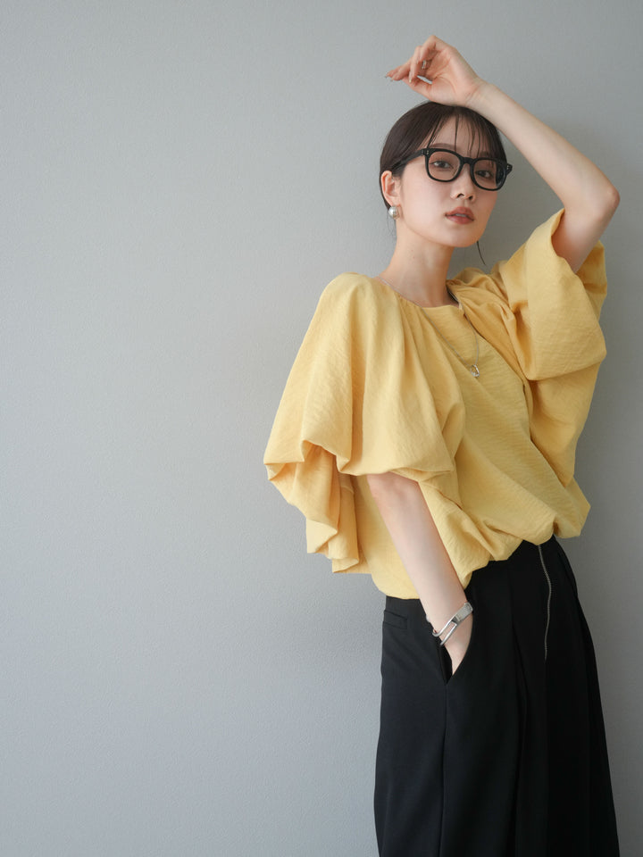 [SET] 燈籠袖褶襉設計上衣 + 拉鍊褶襉寬褲 (2 套)