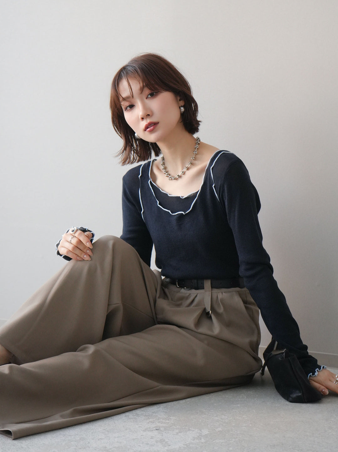 [予約]バイカラーメローアンサンブルシアーニットトップス/navy
