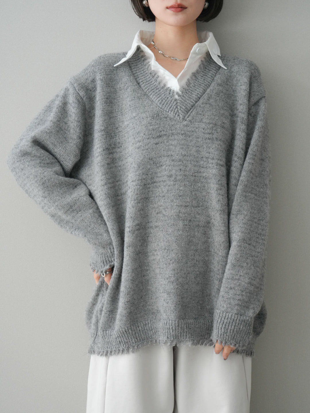 [予約]シャツドッキングVネックフリンジニットプルオーバー/gray