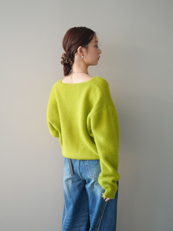 [SET]シュシュ付きアンゴラタッチVネックニットプルオーバー+サイドフリンジワイドデニムパンツ(2set)