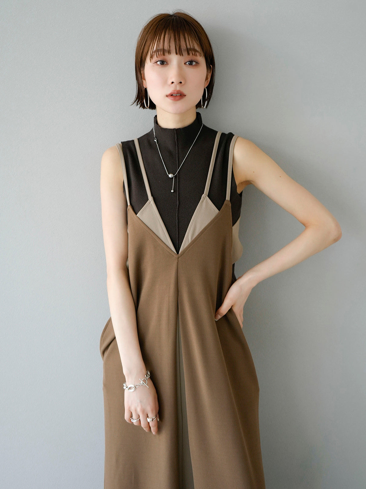SET]バイカラーレイヤードデザインキャミワンピース+プチネック