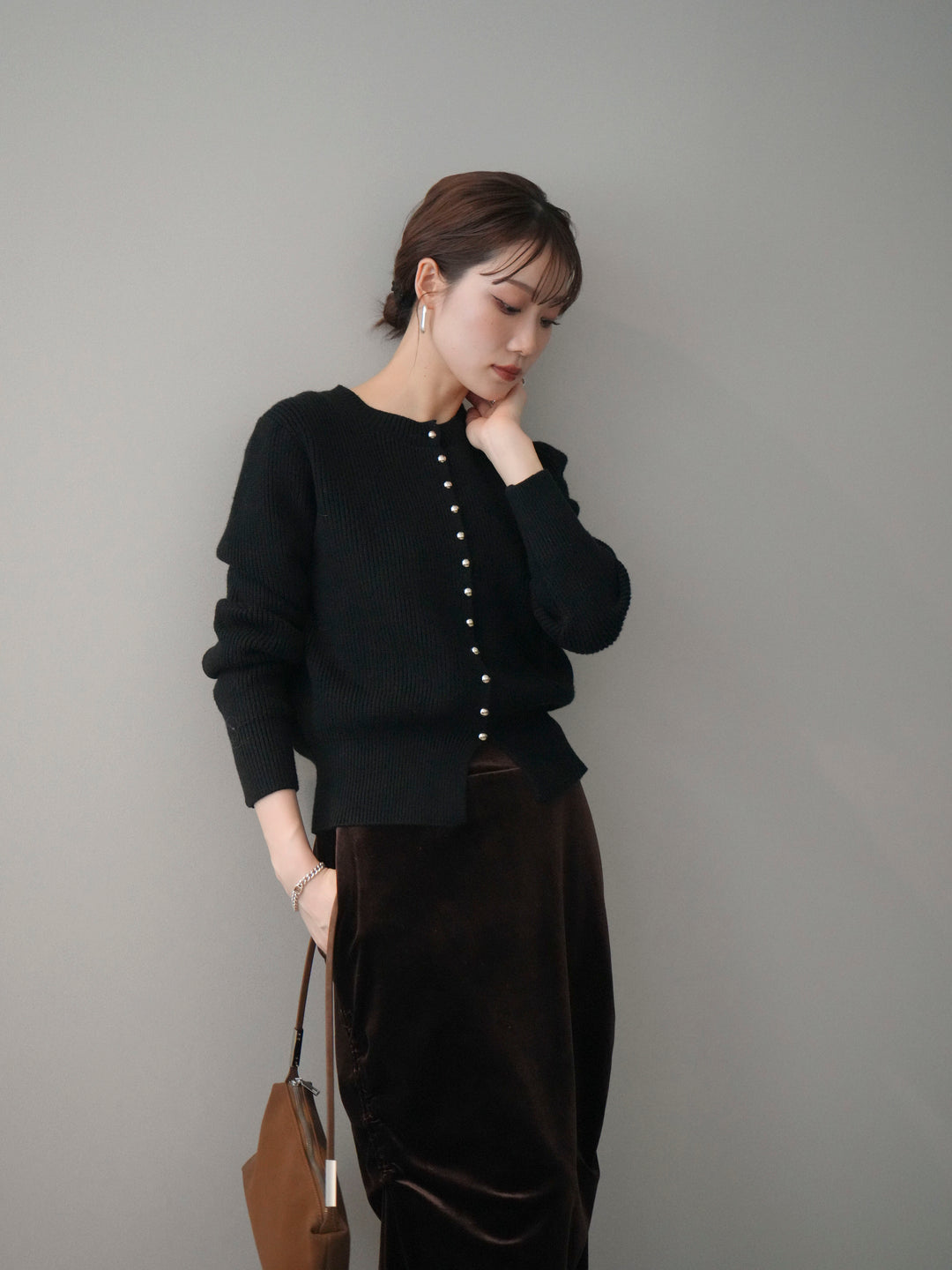 [予約]シルバーボタン畦編みニットカーディガン/black