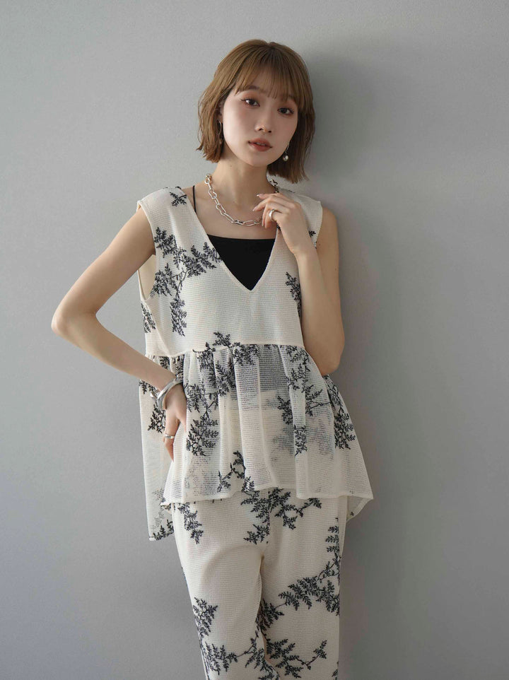 [予約]リーフ柄メッシュVネックフレアトップス/アイボリー
