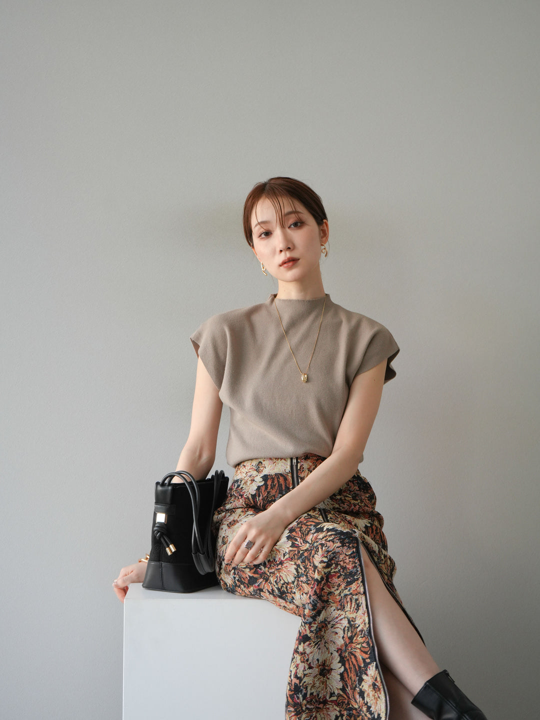 [予約]プチネックフレンチニットトップス/ベージュ