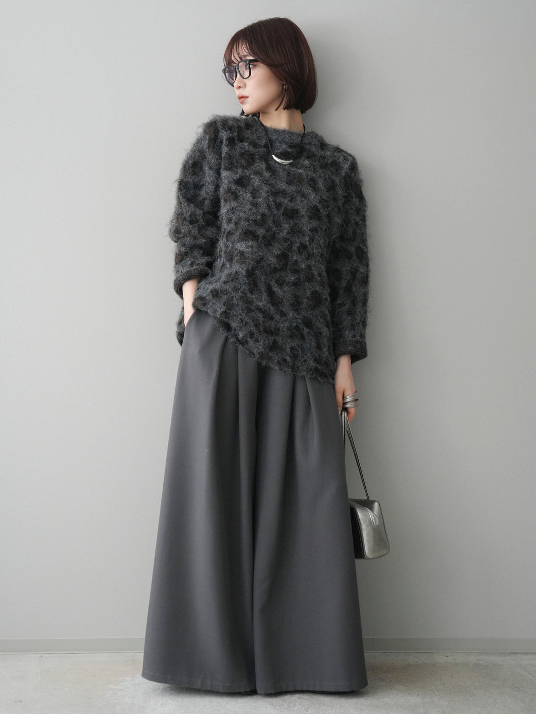 [SET]レオパードシャギーニットプルオーバー+テープベルトタックバギーパンツ(2set)