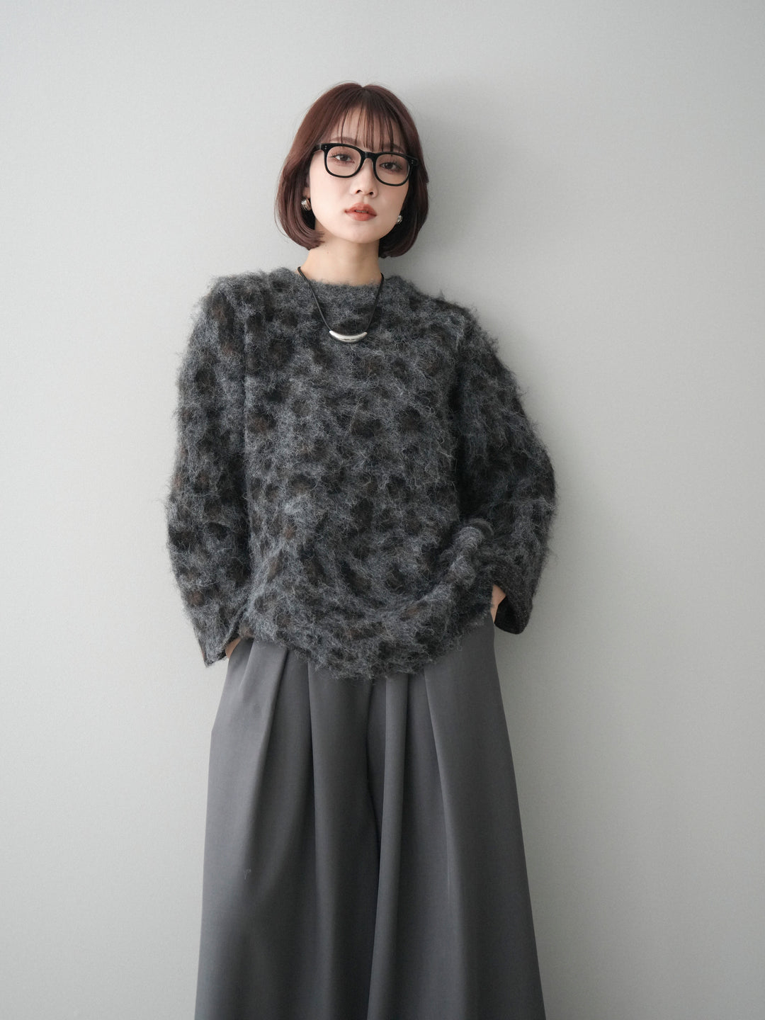 [SET]レオパードシャギーニットプルオーバー+テープベルトタックバギーパンツ(2set)