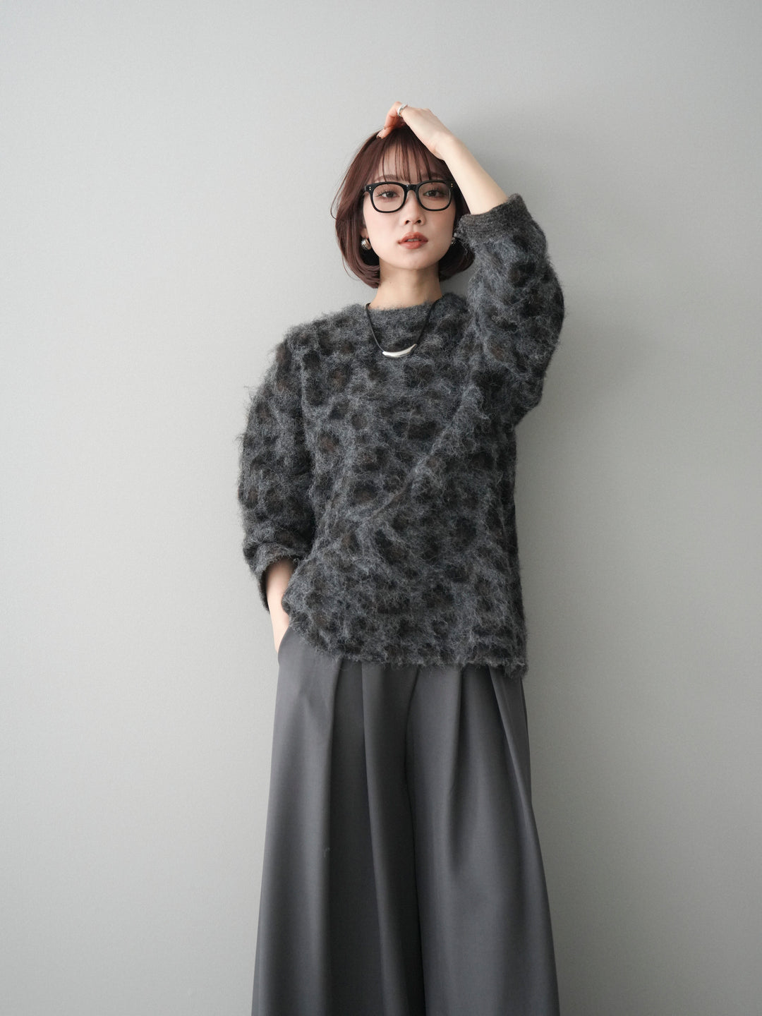 [SET]レオパードシャギーニットプルオーバー+テープベルトタックバギーパンツ(2set)