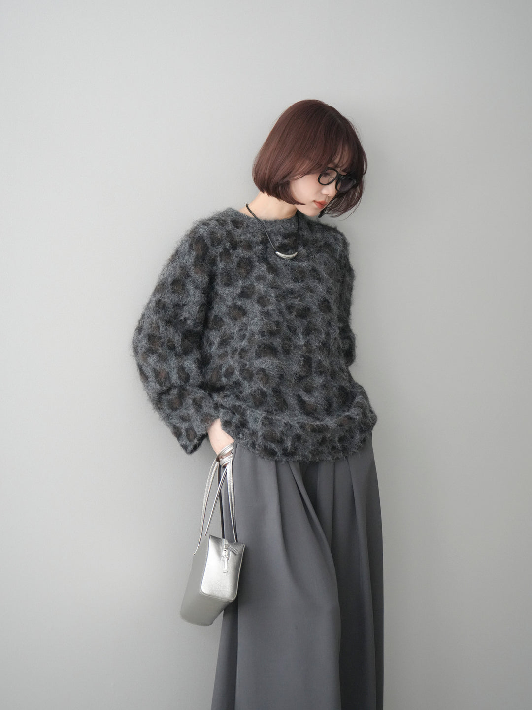 [SET]レオパードシャギーニットプルオーバー+テープベルトタックバギーパンツ(2set)