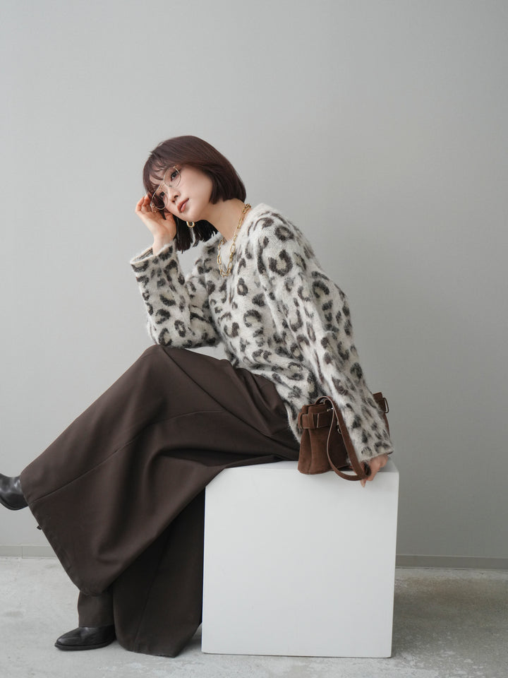 [SET]レオパードシャギーニットプルオーバー+テープベルトタックバギーパンツ(2set)