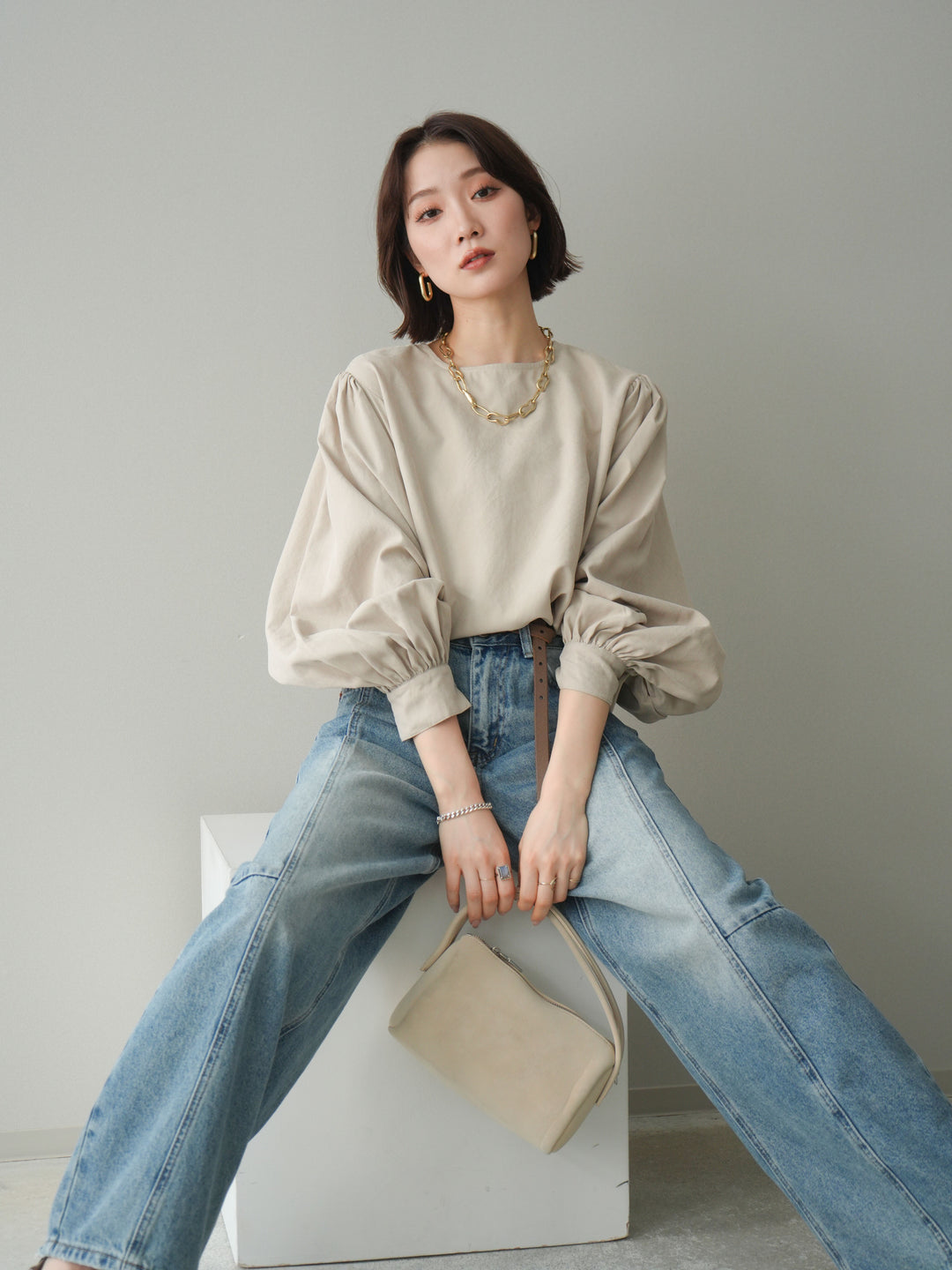 [予約]2WAYピーチスキンボリュームスリーブブラウス/greige