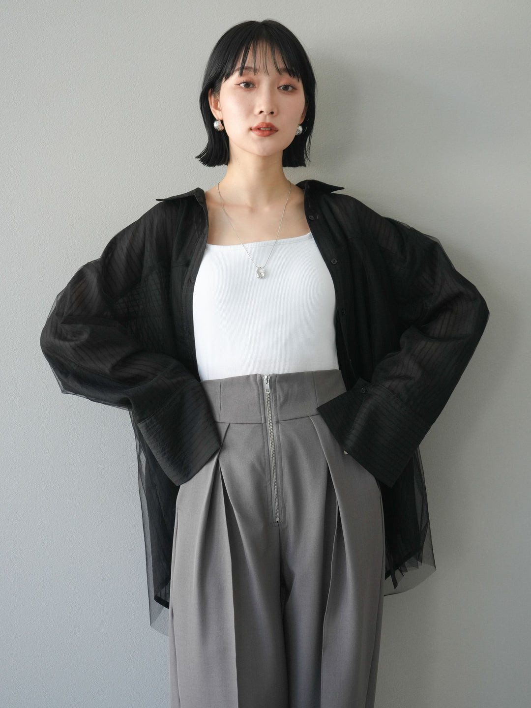 【預購】薄紗對接透視條紋大袖口oversized襯衫/黑色