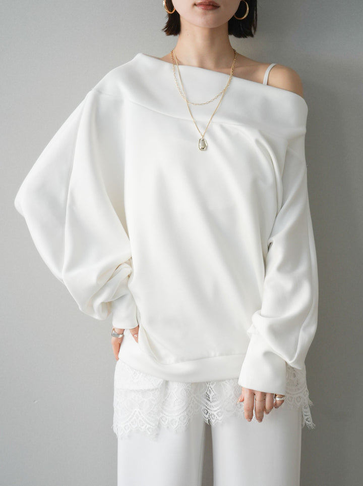 [予約]アシンメトリーオフショルポンチプルオーバー/white