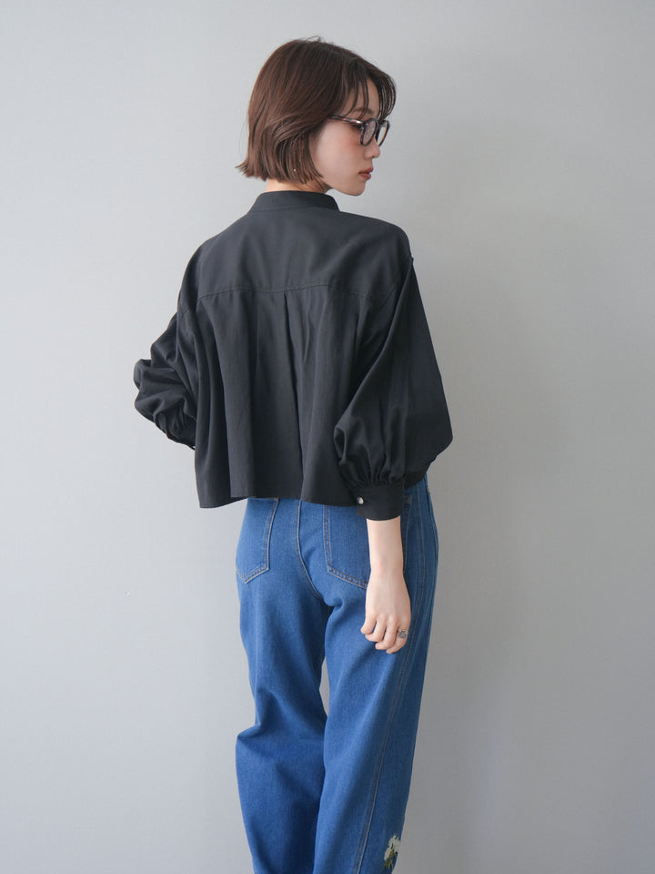 [SET]ラッフルフレアショートブラウス+フラワー刺繍ストレートデニム(2set)